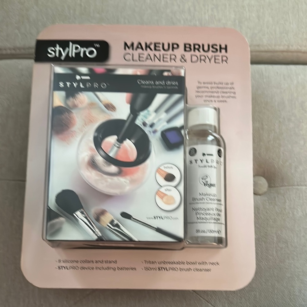 Makeup Brush Cleaner & Dryer - Black